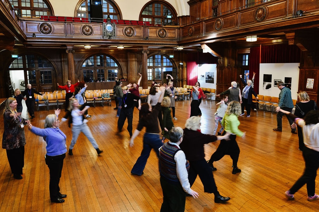 Exploring Embodiment: Inclusive Approaches to Singing Teaching 